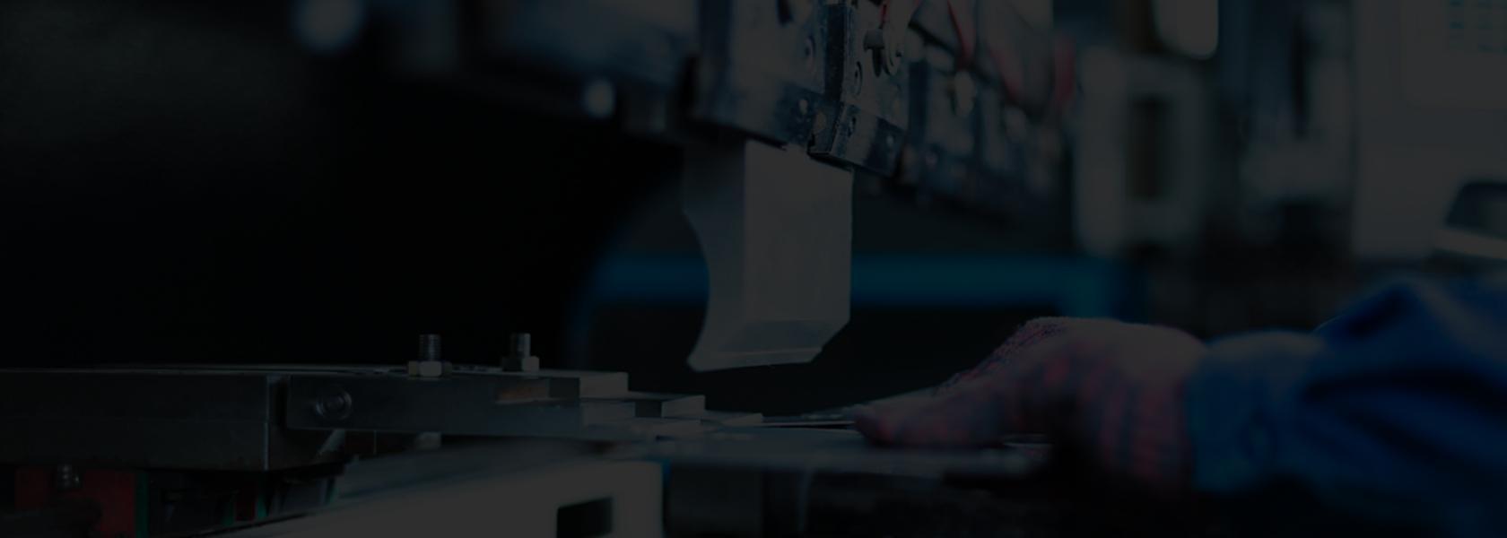 Cung cấp giải pháp chuyển hóa chất ô nhiễm cho hệ thống động cơ của xe thương mại và thiết bị di chuyển không đường ray